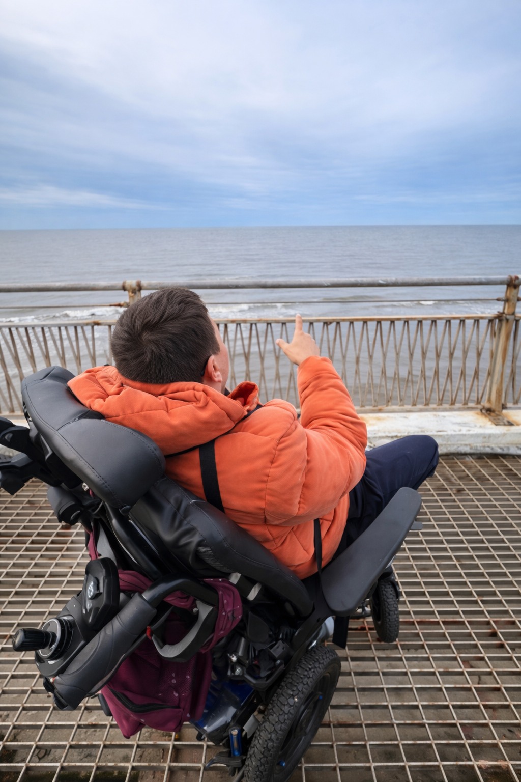 Image hover effect image